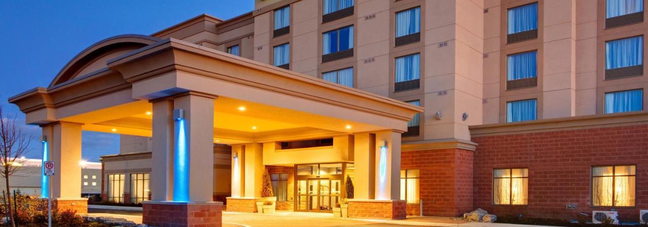 Newmarket Hotel And Suites Exterior foto